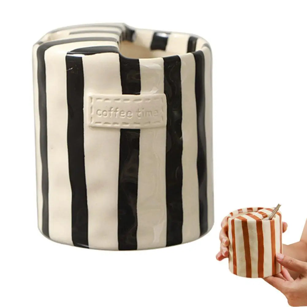 Retro Striped Coffee Cups, 10oz Ceramic Coffee Mug with Sip hole Ceramic Cup,Hand-Painted Striped Travel Mugs for Coffee Lovers